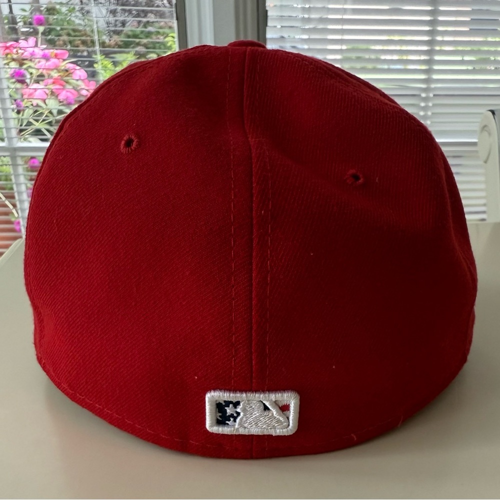 Philadelphia Phillies Stars & Stripes Embroidered Hat - Picture 2 of 8